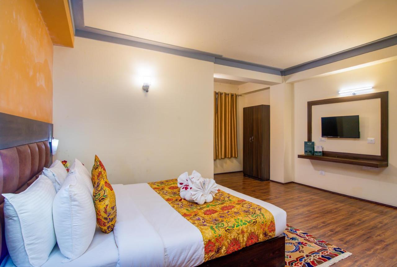 Hotel Muscatel Grand Silk Route Gangtok Exterior foto