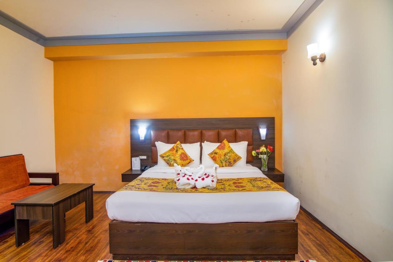 Hotel Muscatel Grand Silk Route Gangtok Exterior foto
